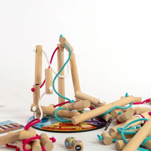 Nekojima Board Game | Family Friendly Dexterity Party Game - Picture 7 of 7